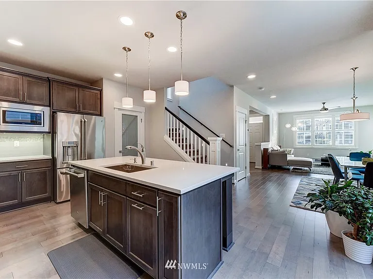 4428 185th St SE — Photo 3