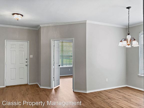 4th image of 4201 Summer Star Ln