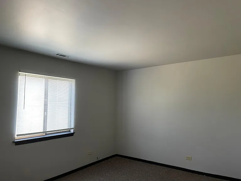 3348 184th St #2E — Photo 7