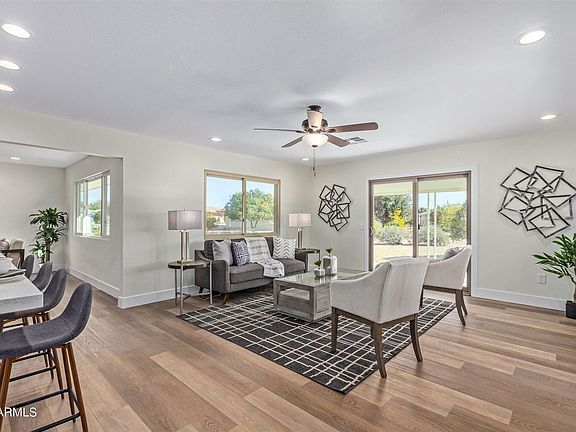 3rd image of 9863 W Picacho Ct