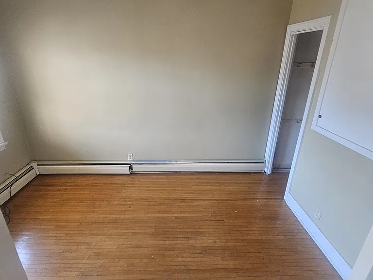 1015 Ludington St #2 — Photo 8