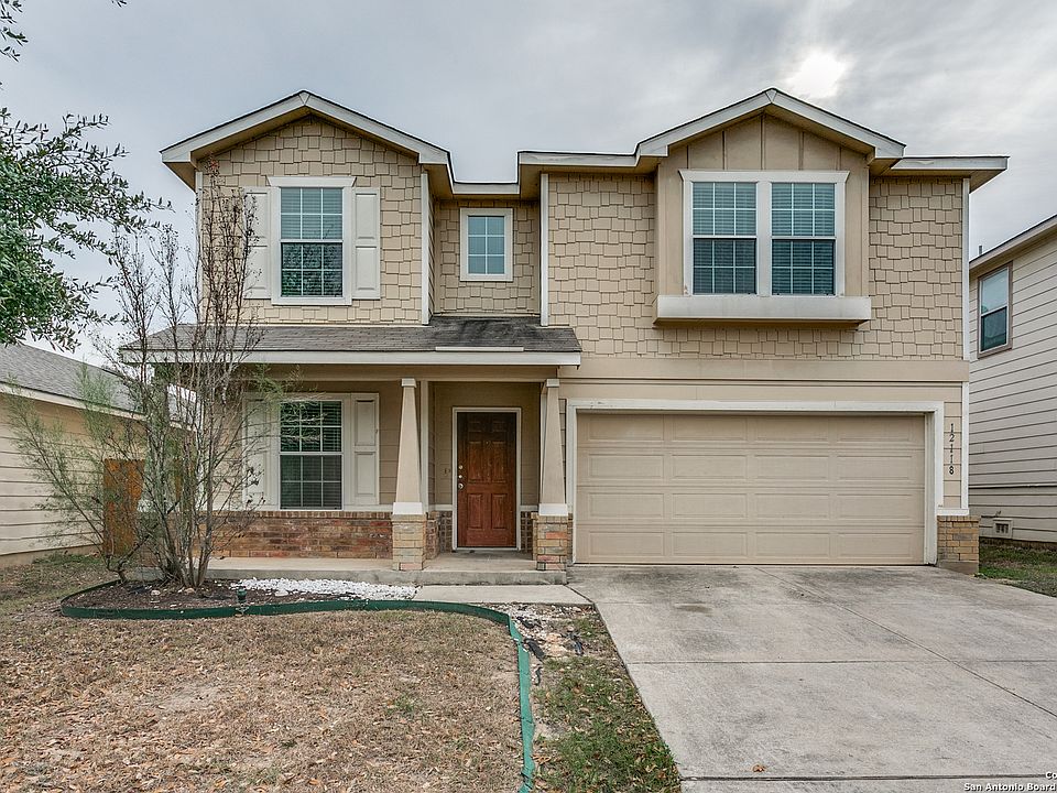 1st image of 12118 Amber Vista