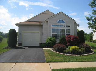 49 Kensington Rd, Manchester, NJ 08759