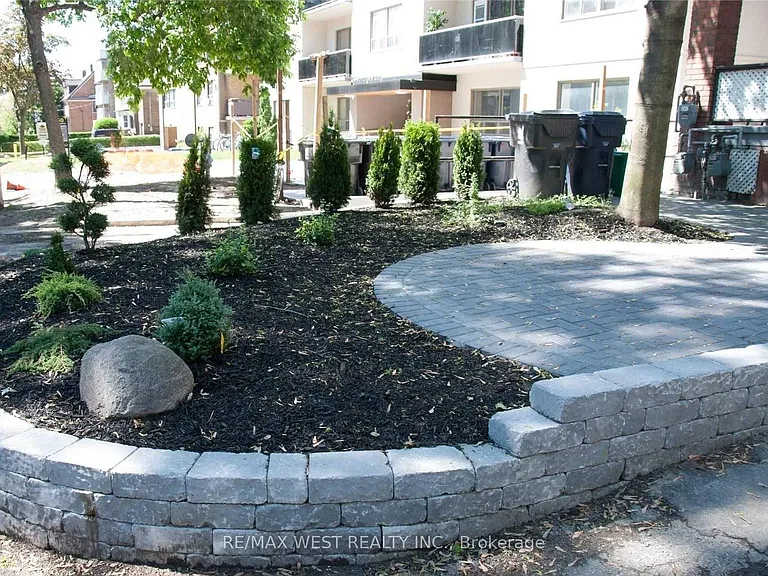 152 Dowling Ave #4 — Photo 7