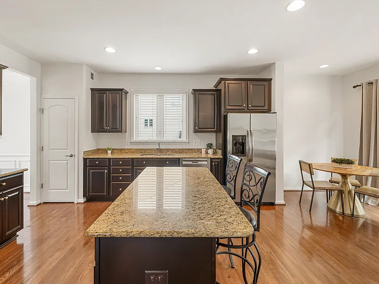 406 Bricker Dr — Photo 10