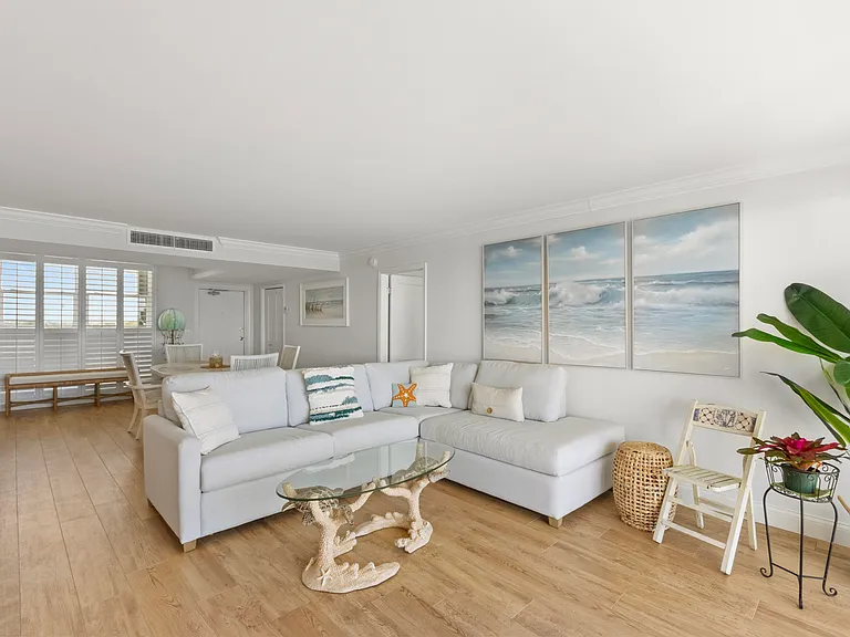130 Lakeshore Dr #923 — Photo 14
