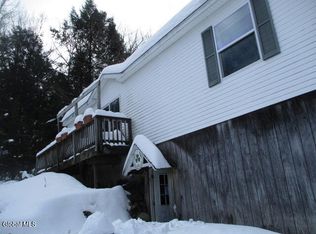 93 Rollies Road, Warrensburg, NY 12885