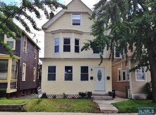 528 Valley Rd, West Orange, NJ 07052