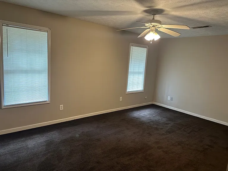 1501 Summerplace Dr — Photo 12