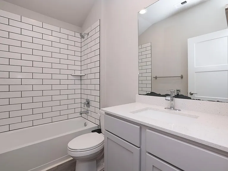 14209 Silver Maple Ct — Photo 32