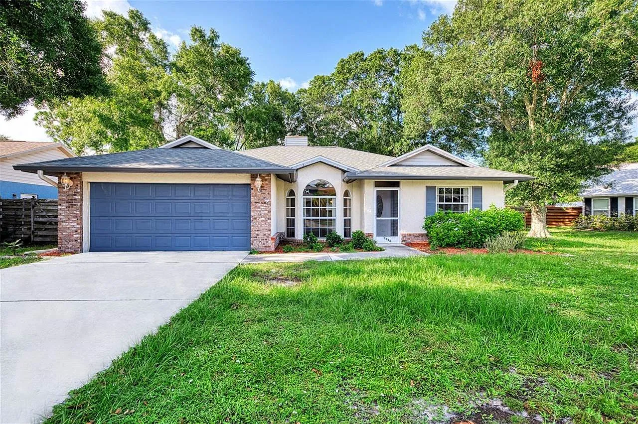 3 bed, 1542 sqft, $2,500 — Photo 1