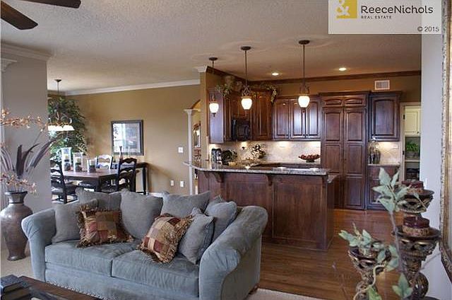 The Brentwood is known for it's kitchen with large walk-in pantry, pull out trash bin, wrap bar and a serving bar not pictured here.  Extended dining for that large table and family gatherings.