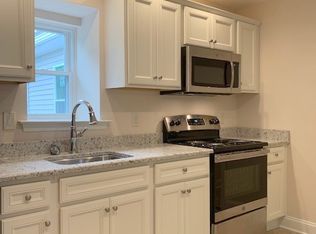 326 S Main St APT 1, Nazareth, PA 18064