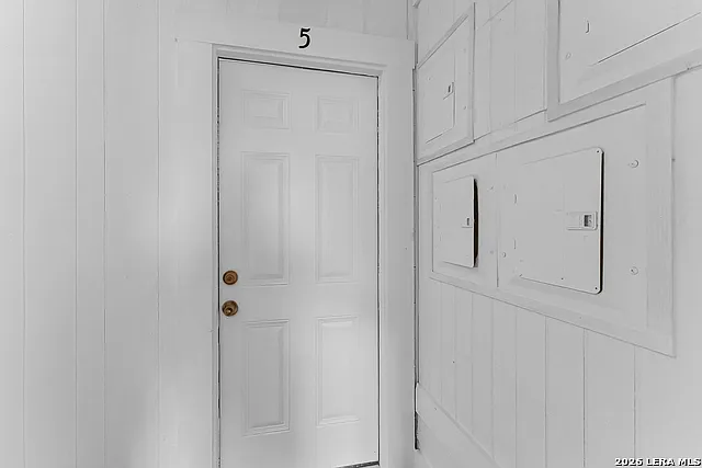 146 Fairview Ave #2-3 — Photo 8