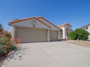 981 W Turnstone Pl, Oro Valley, AZ 85737