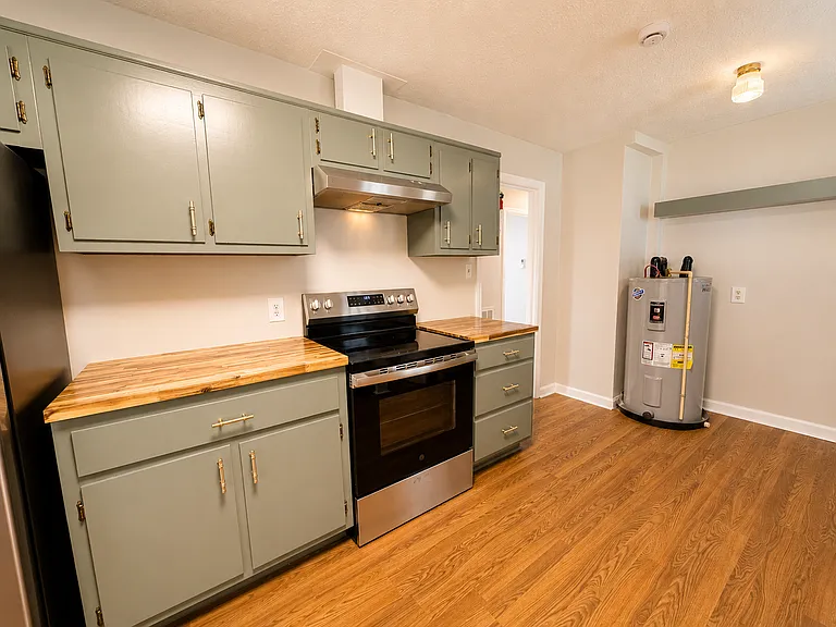 1506 Swainey Ave — Photo 10