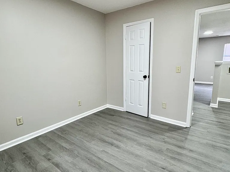 3209 Summer Pl #5 — Photo 9