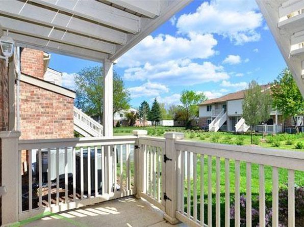 The Maples Apartments | 8055 Janes Ave, Woodridge, IL