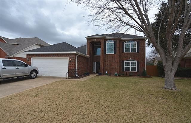 1st image of 241 Moonbeam Ln