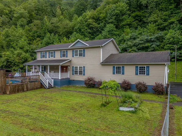 3780 River Front Rd, Lovely, KY 41231