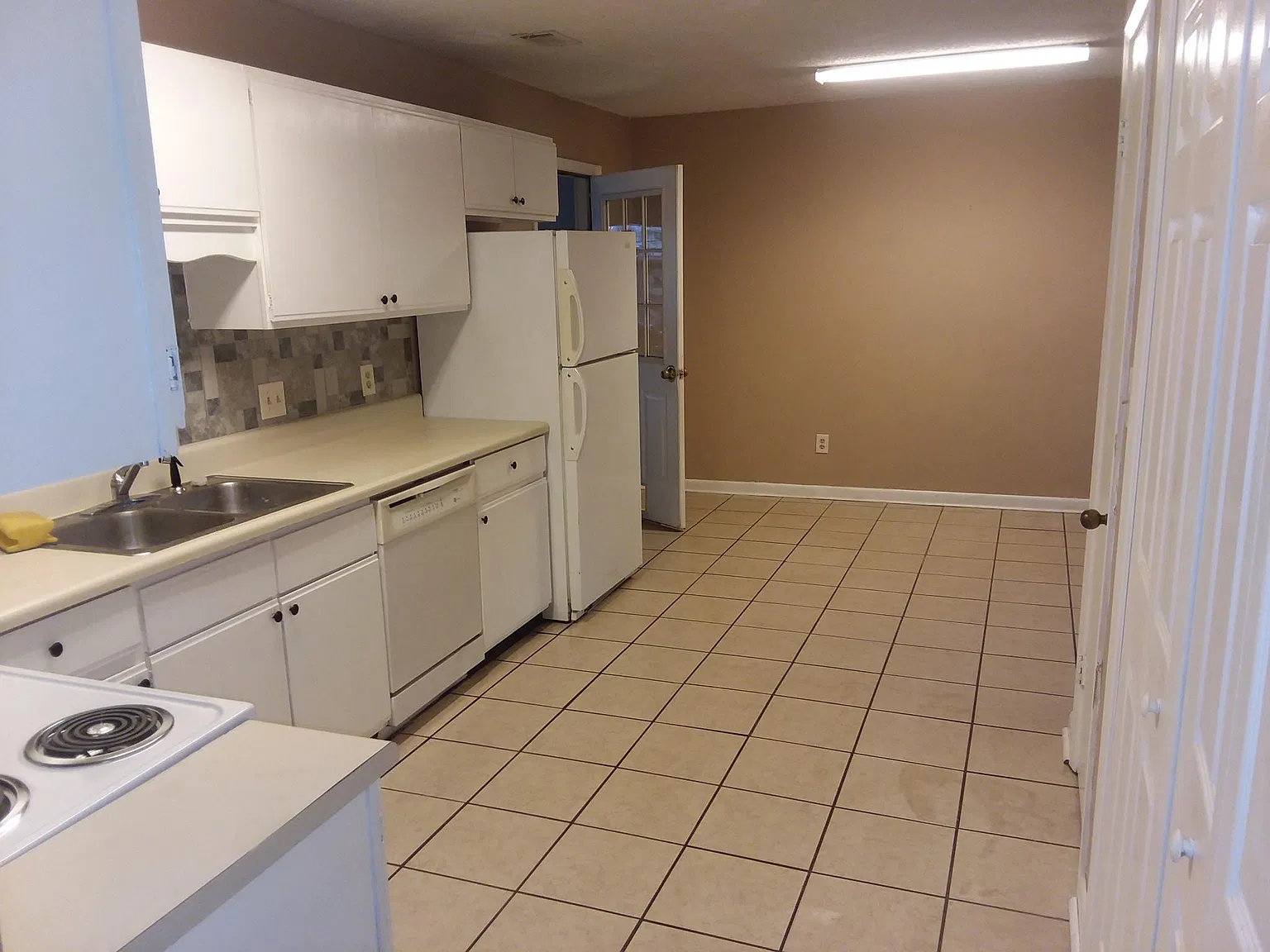 2 bed, 1375 sqft, $1,550 — Photo 2