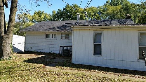 5th image of 5519 Winchelsea Dr