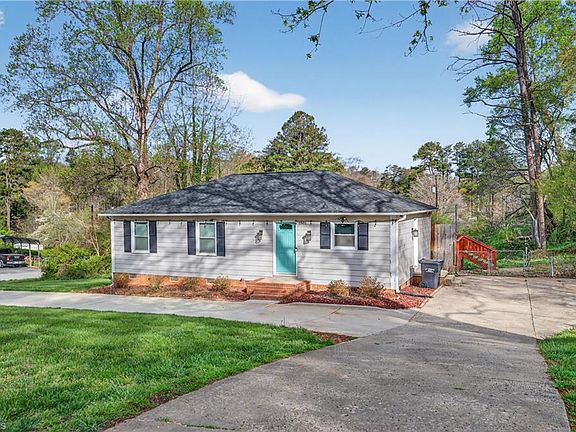 4th image of 1501 Pebblebrook Rd