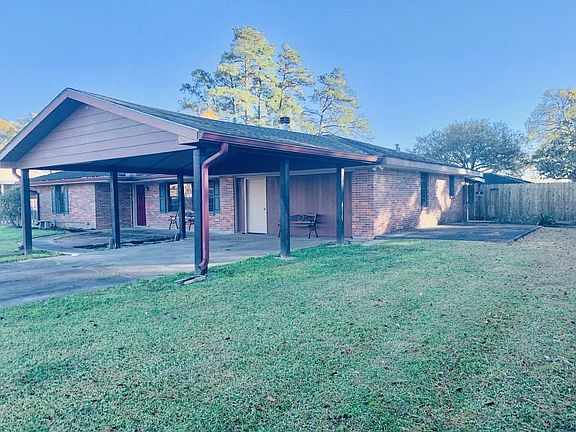 2nd image of 803 Hudson Dr