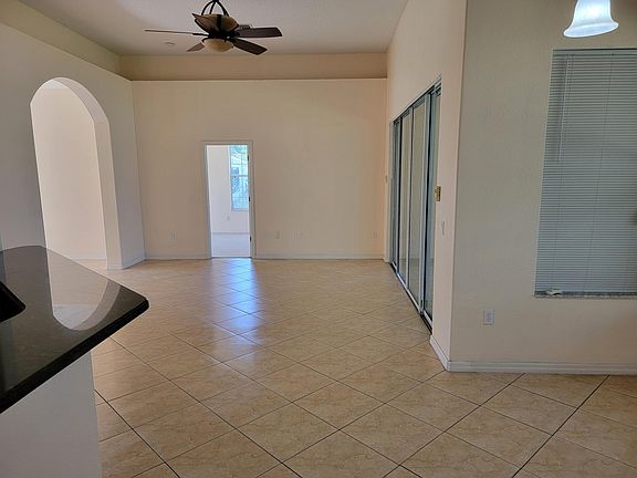 2nd image of 785 Whitemarsh Ave