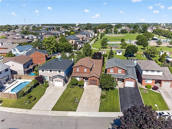2nd image of 400 Eaglewood Dr