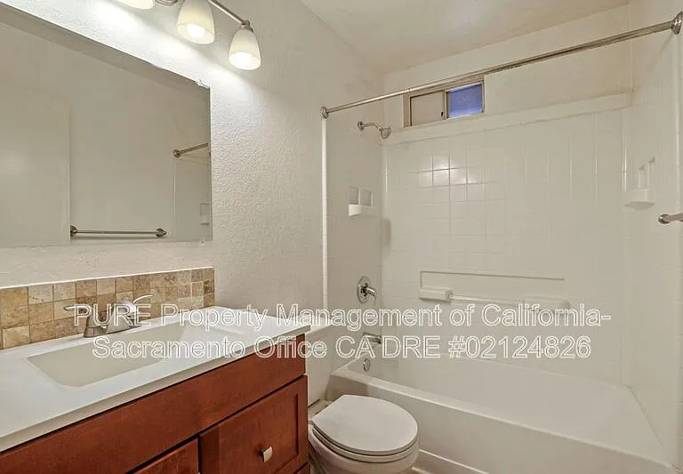 317 U St #2 — Photo 13