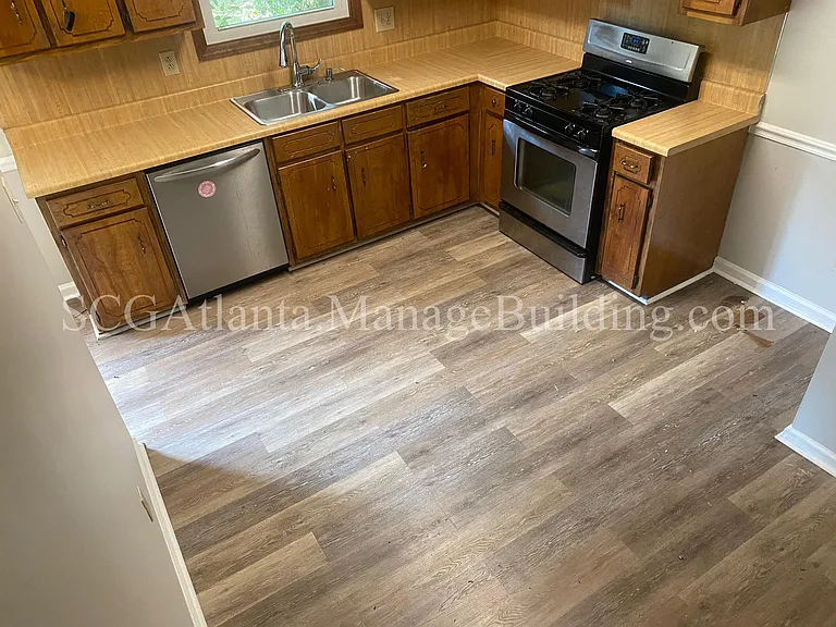 335 Edna Dr — Photo 5