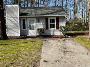 403 Cedar Creek Dr, Jacksonville, NC 28540