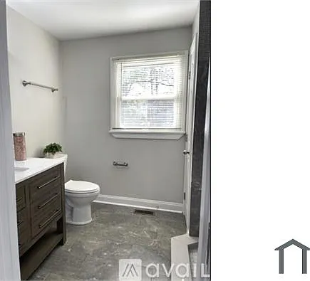 722 S 40th St — Photo 18