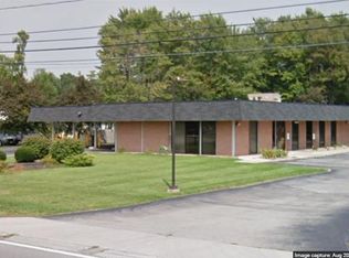 827 Hopkins Rd, Amherst, NY 14221