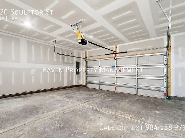 920 Sculptor St — Photo 13