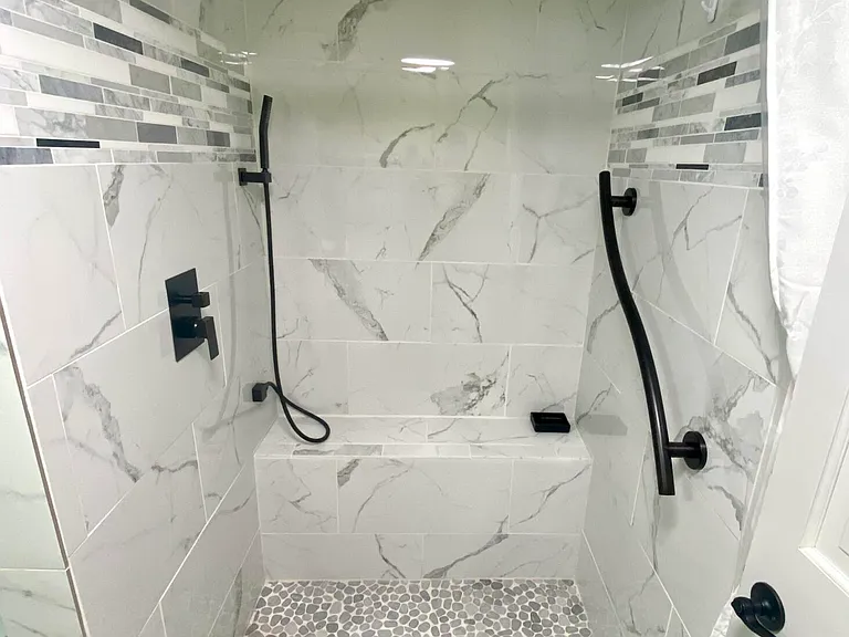 6 Lakeshore Ct #97 — Photo 18