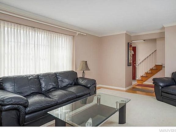 4th image of 20 Honduras Ln