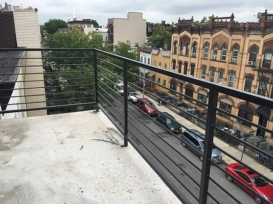 Rented by P Management | media 12