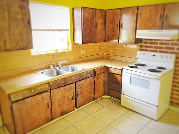 3rd image of 4336 Harlow Blvd