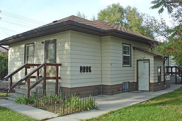 1st image of 619 N 24th St APT 4