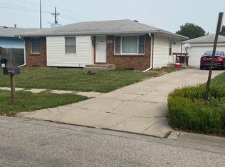 7008 Colfax Ave, Lincoln, NE 68507