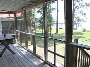 18 Captain Tom Dr, Washington, NC 27889