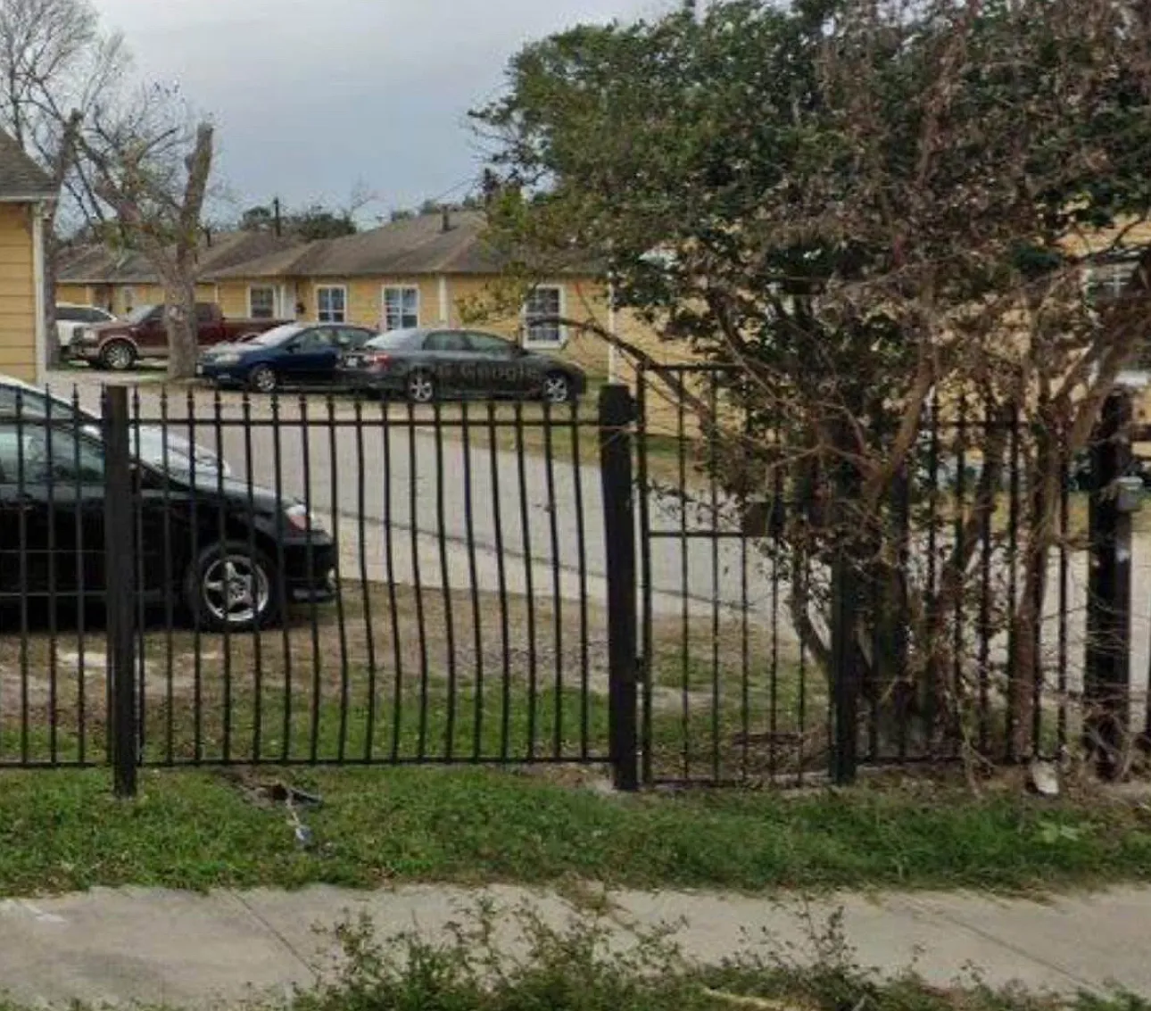 Pickfair St, Houston — Photo 2
