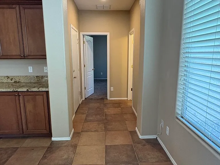 15165 N 143rd Ave — Photo 26
