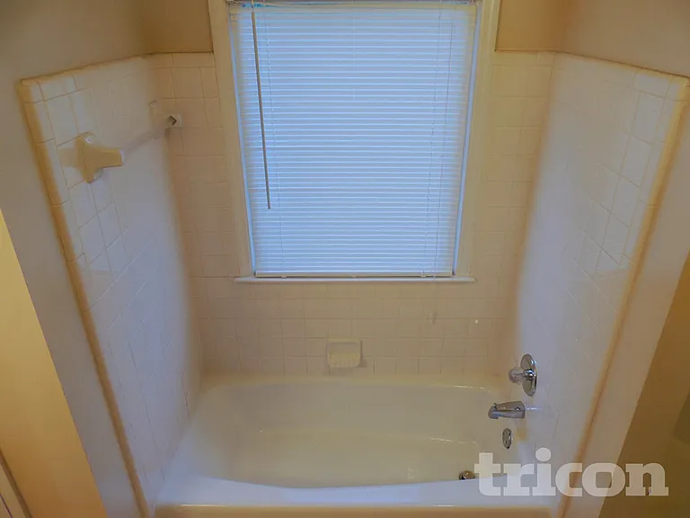 1102 Plantation Dr SE — Photo 12