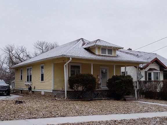 3rd image of 1301 28th St