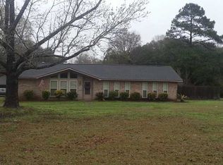8270 Healy Dr, Mobile, AL 36695