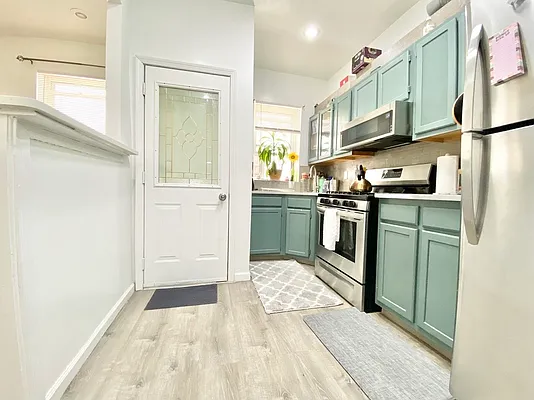 Rented by Keller Williams NYC | media 4