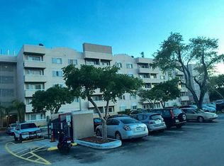 600 NW 32nd Pl APT 404, Miami, FL 33125